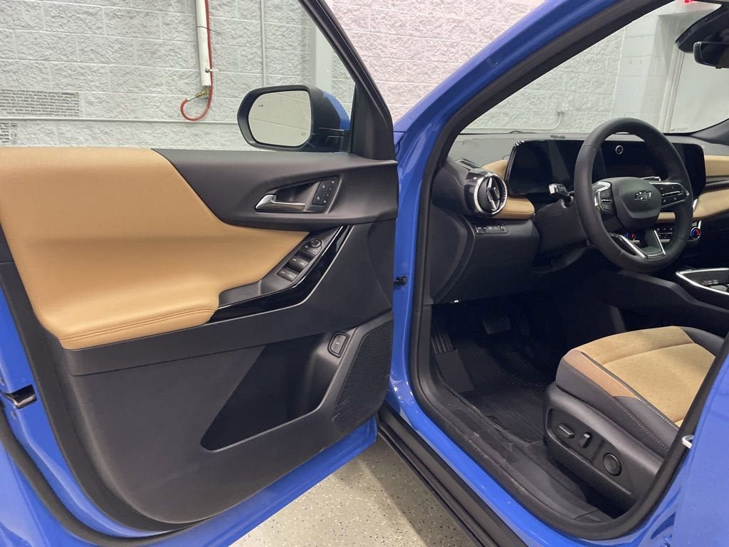 New 2026 Chevrolet Equinox ACTIV w/ Convenience Package III image 12