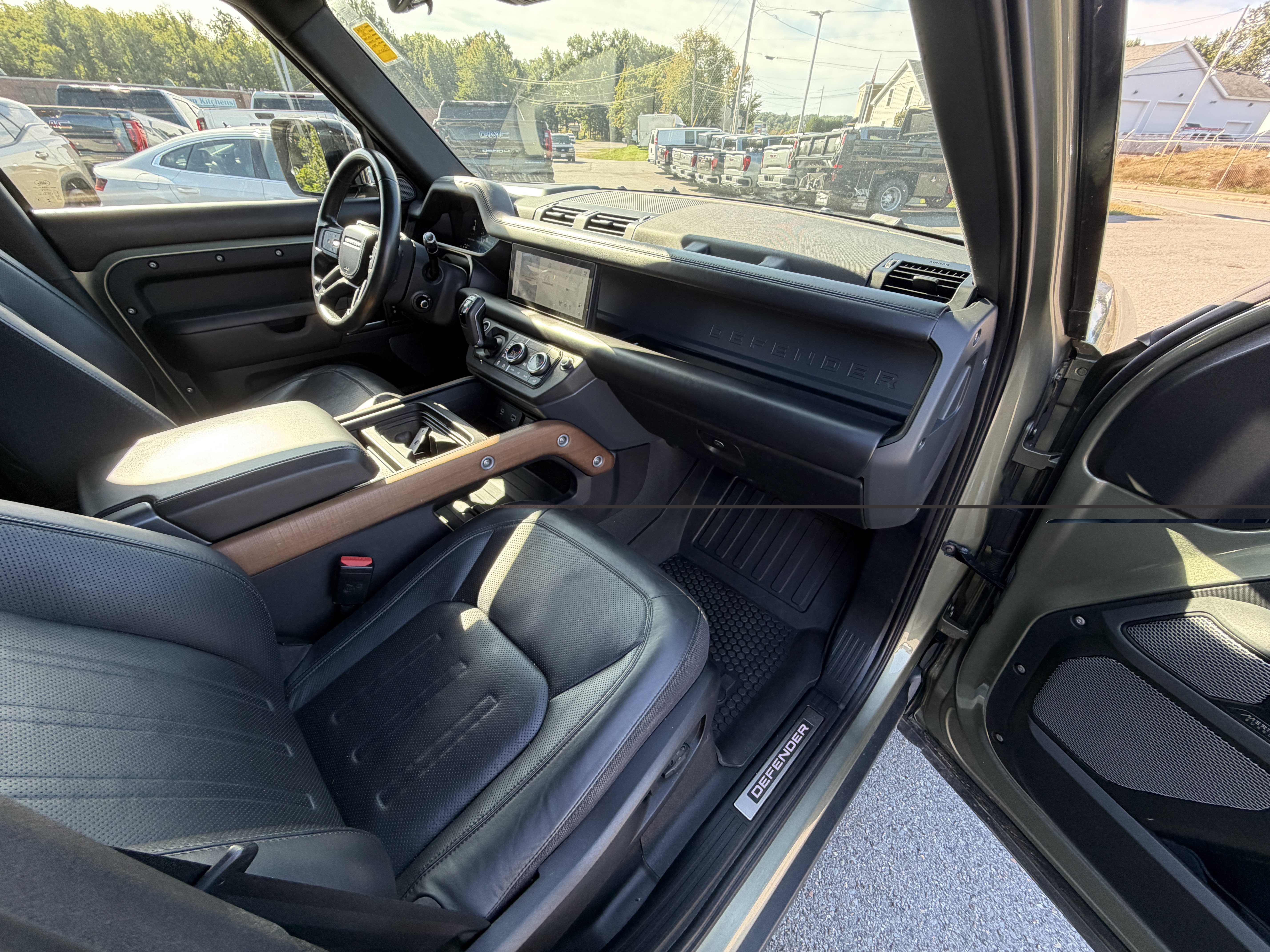 Used 2021 Land Rover Defender 110 X AWD/4WD image 20