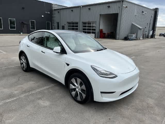 Used 2021 Tesla Model Y Long Range AWD/4WD image 2
