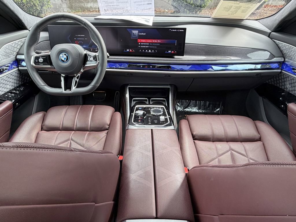 Used 2025 BMW i7 M70 image 29