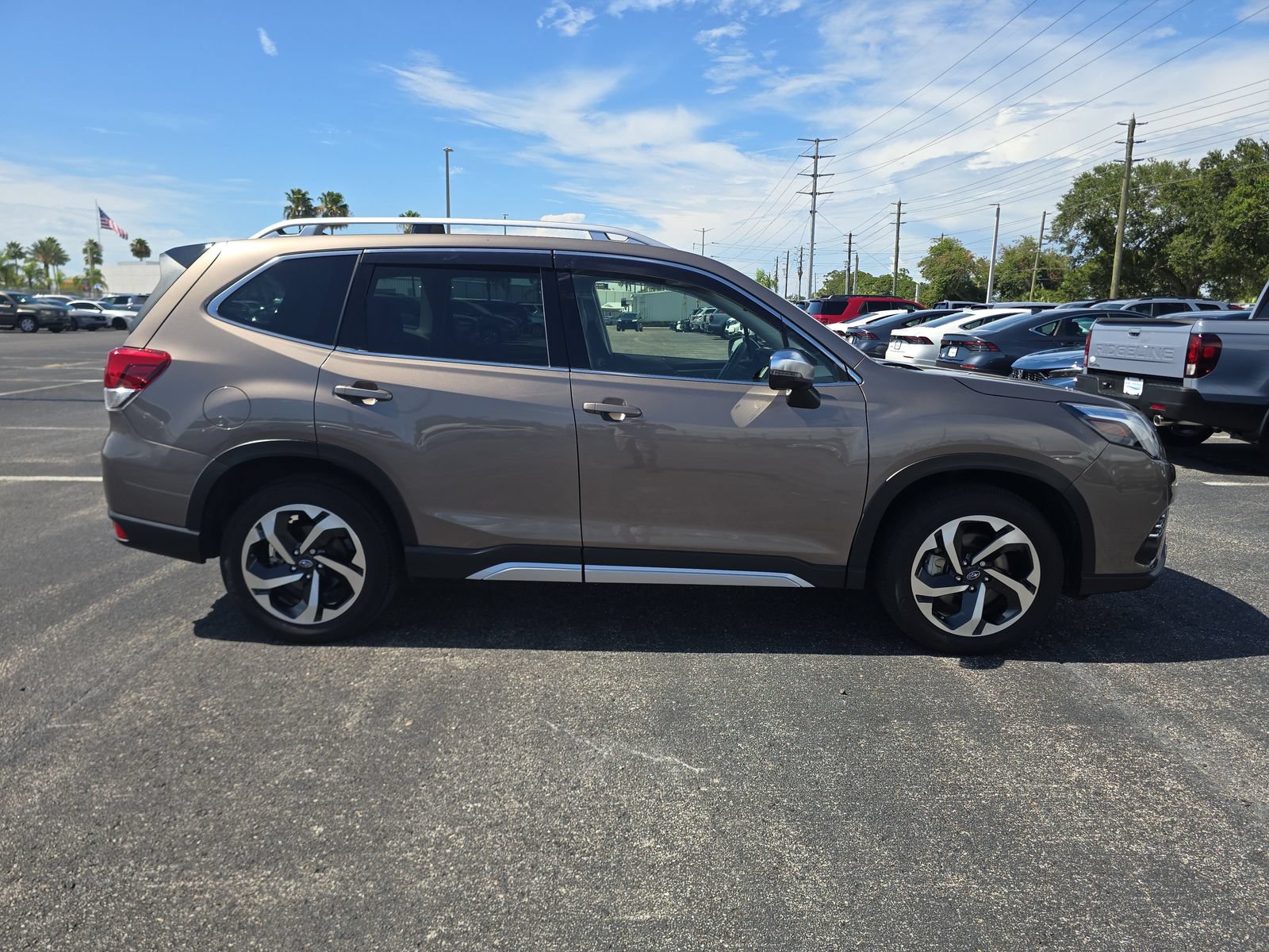 Used 2024 Subaru Forester Touring AWD/4WD image 3