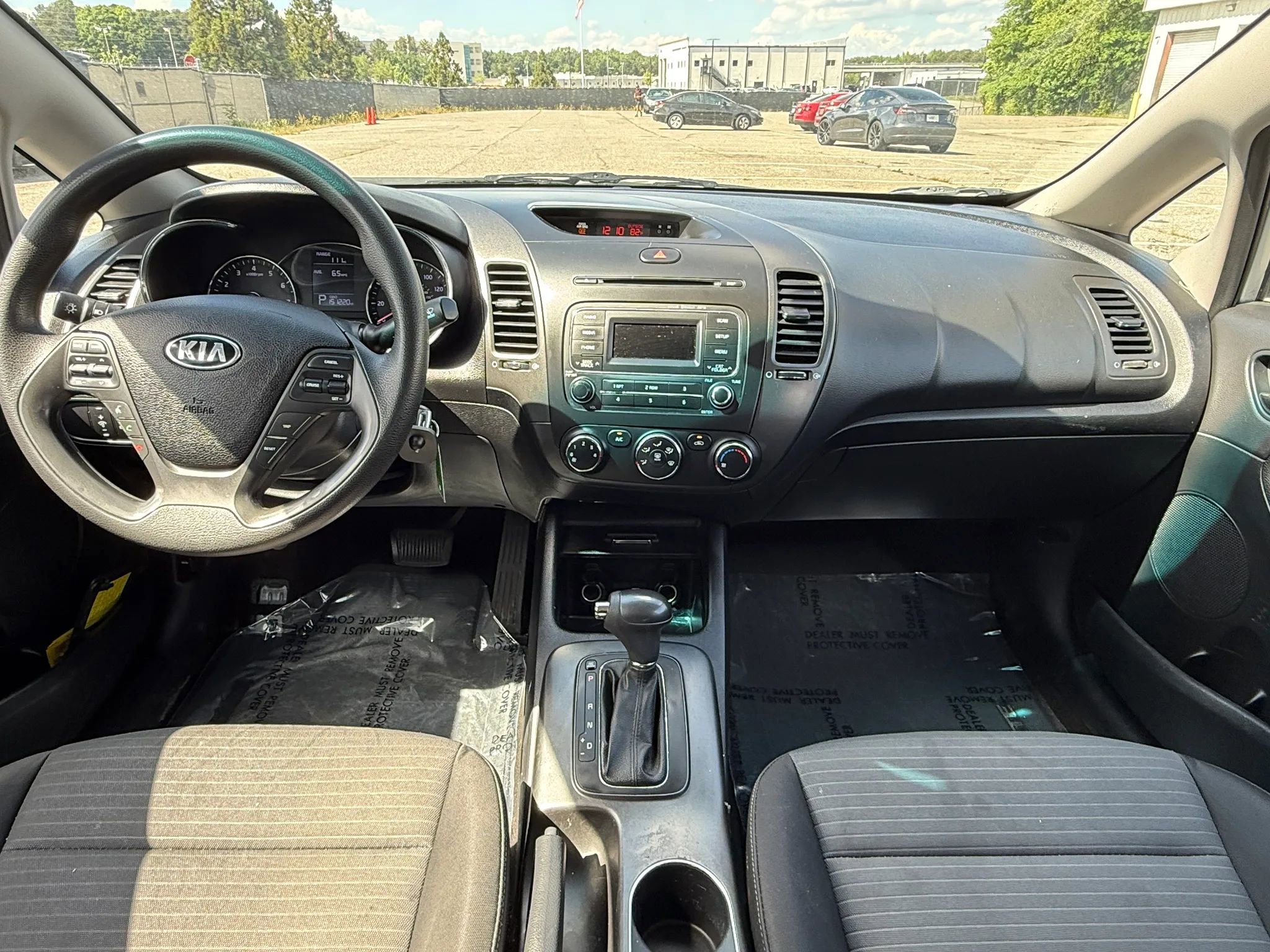 Used 2015 Kia Forte LX FWD image 3