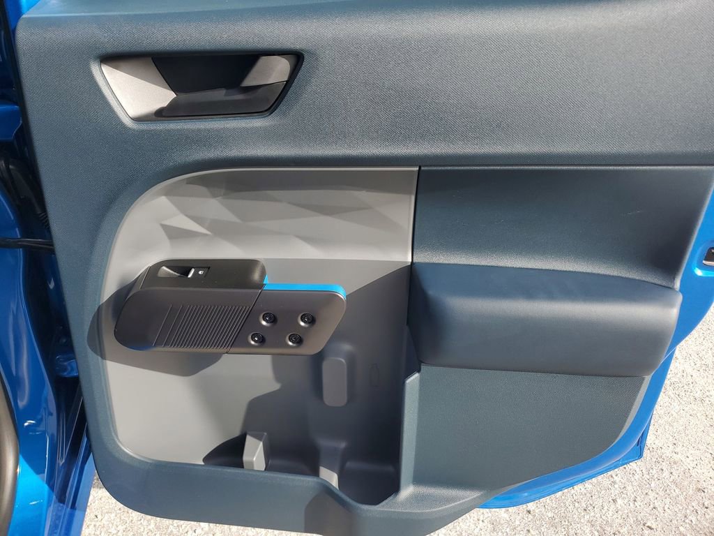 Used 2025 Ford Maverick Lobo image 45