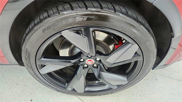 Used 2022 Jaguar F-PACE SVR image 61