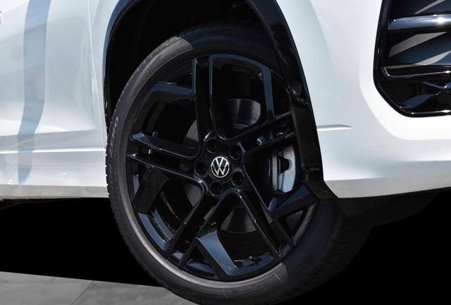 New 2026 Volkswagen Tiguan SE R-Line AWD/4WD image 3