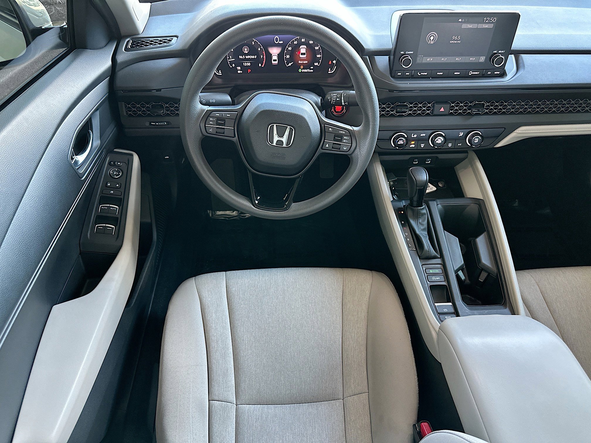 Used 2025 Honda Accord LX image 19