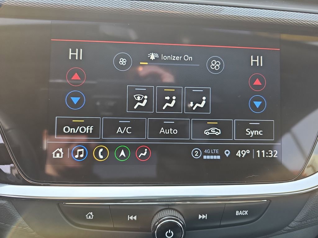 Used 2022 Buick Encore GX Essence w/ Advanced Technology Package image 24