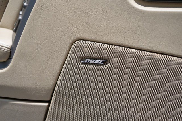 Used 2007 Cadillac XLR V RWD image 20