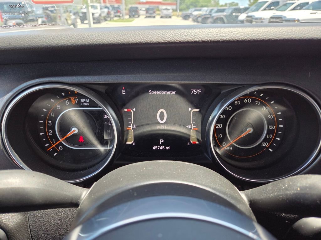 Used 2023 Jeep Gladiator Mojave AWD/4WD image 28