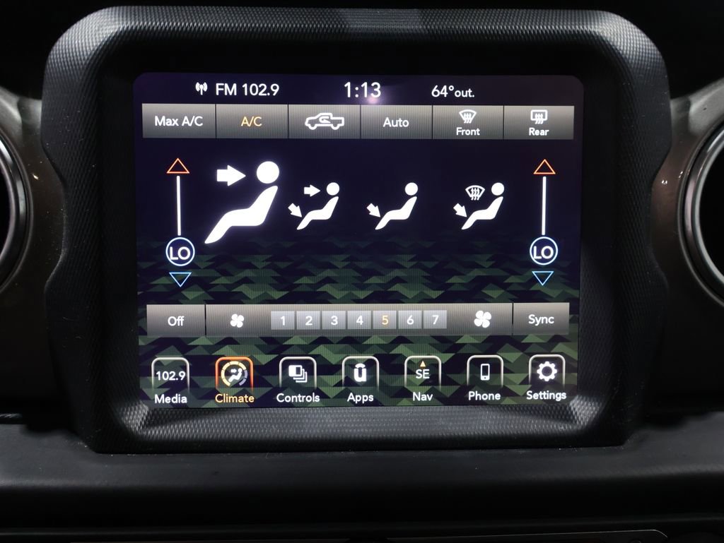 Used 2020 Jeep Gladiator Overland image 28