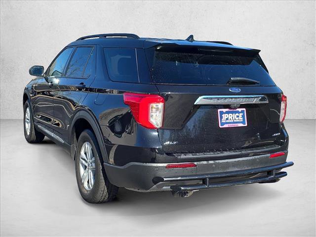 Used 2022 Ford Explorer XLT w/ Equipment Group 202A image 7