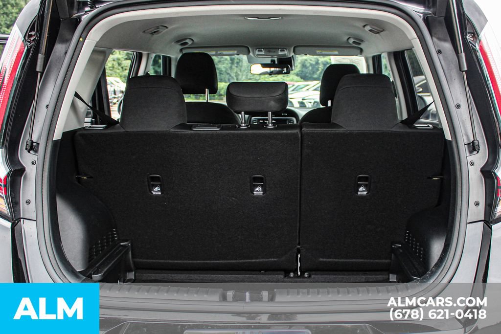 Used 2025 Kia Soul LX w/ LX Technology Package FWD image 22