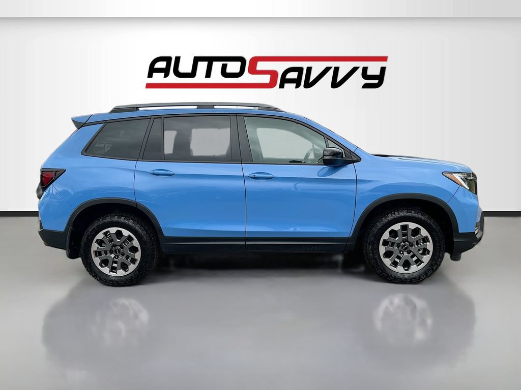 Used 2024 Honda Passport TrailSport image 8