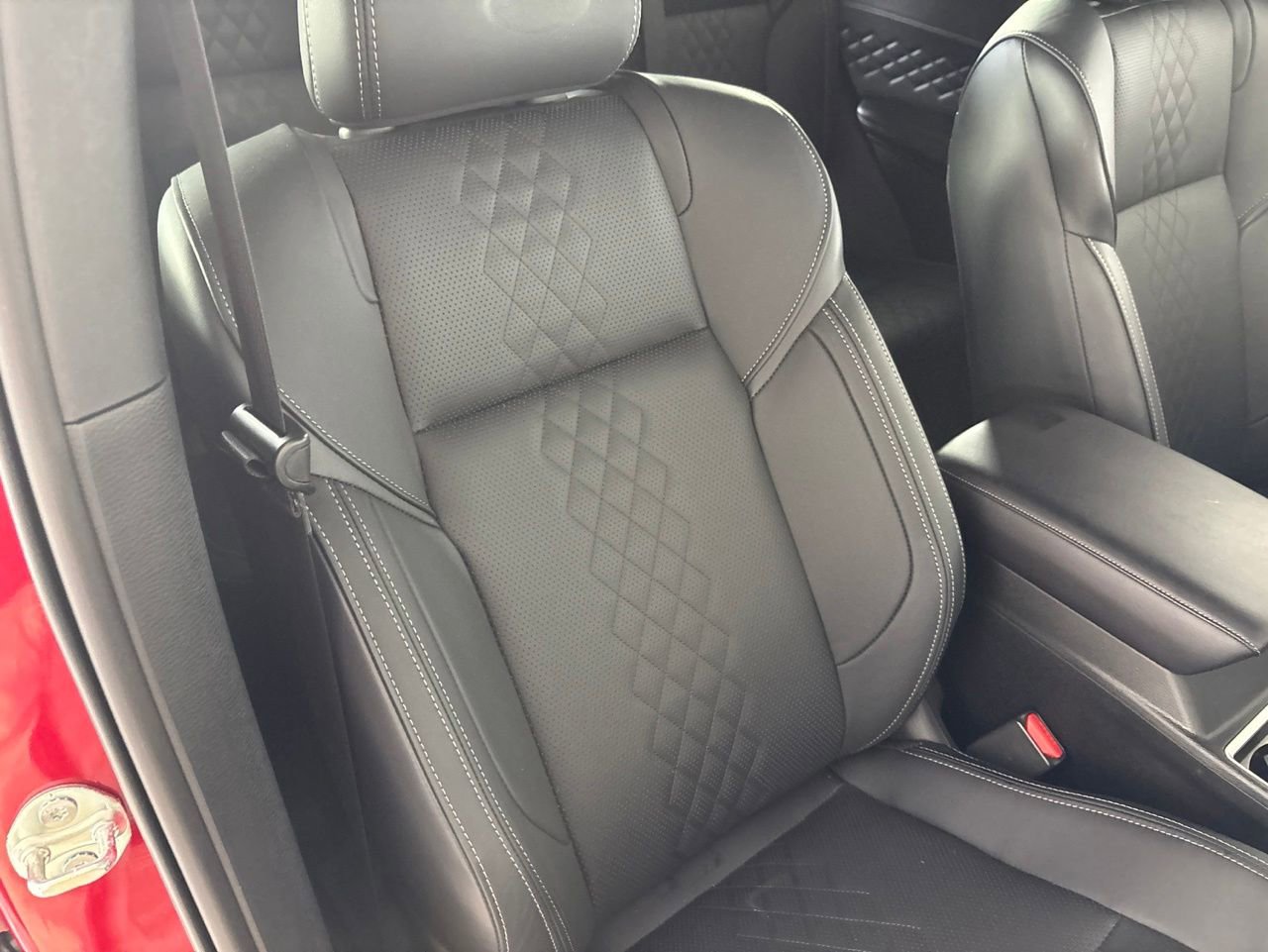 Used 2025 Mitsubishi Outlander SEL Black Edition AWD/4WD image 24