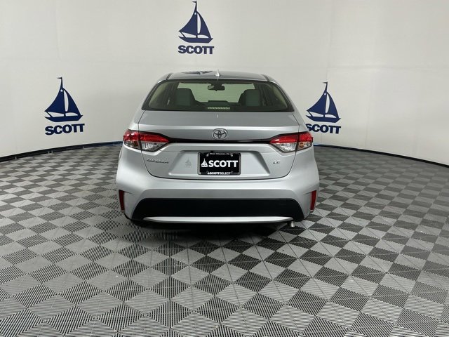 Used 2022 Toyota Corolla LE image 5