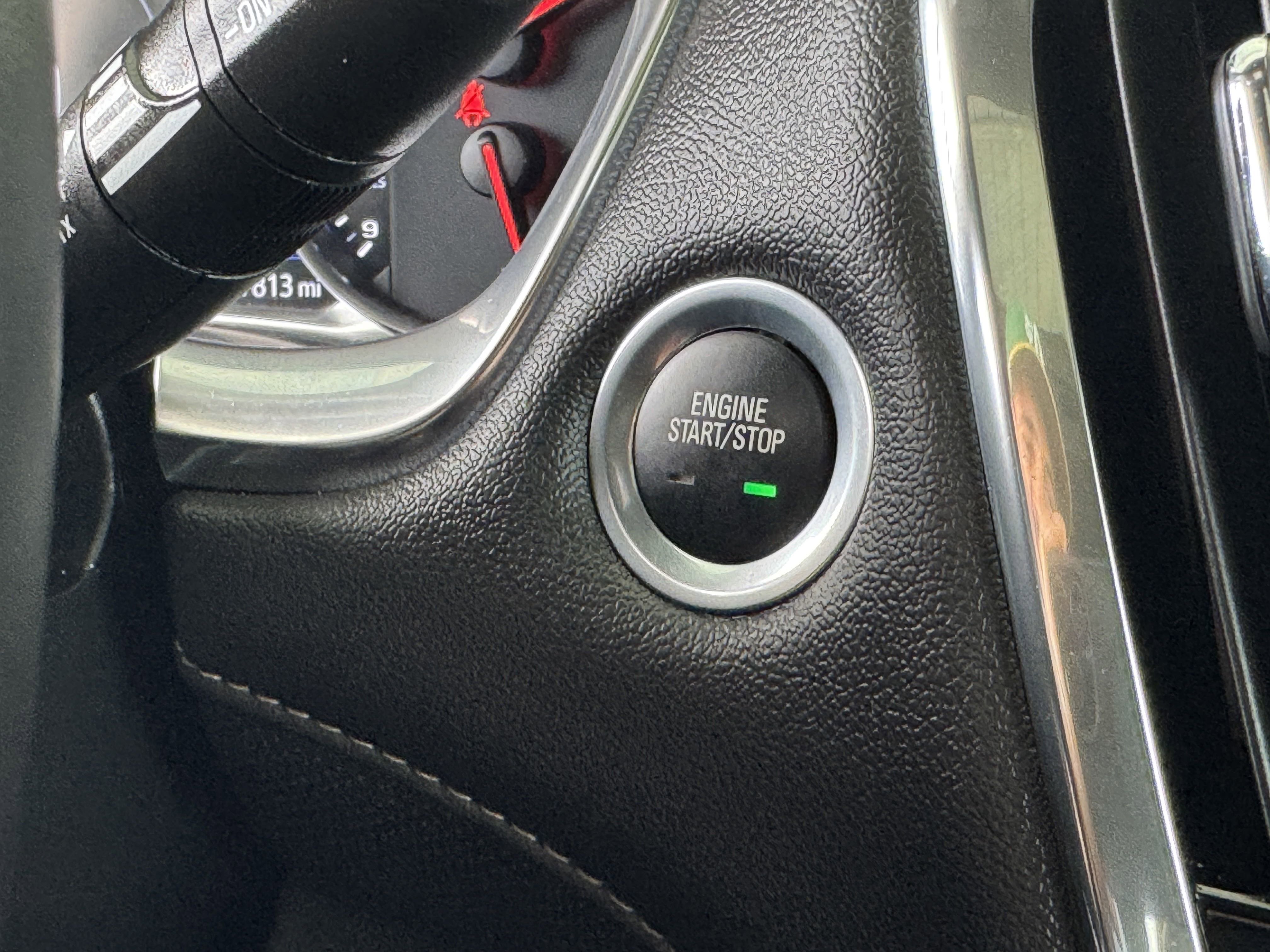 Used 2023 Chevrolet Traverse Premier image 28