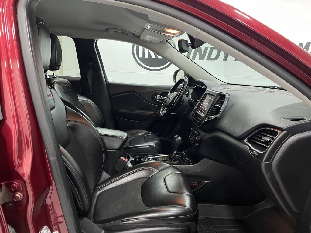 Used 2021 Jeep Cherokee Trailhawk w/ Trailer Tow Group image 32