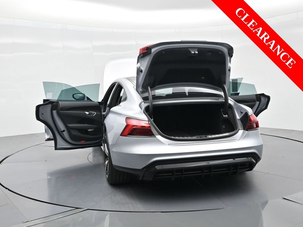 Used 2024 Audi e-tron GT Premium Plus image 42