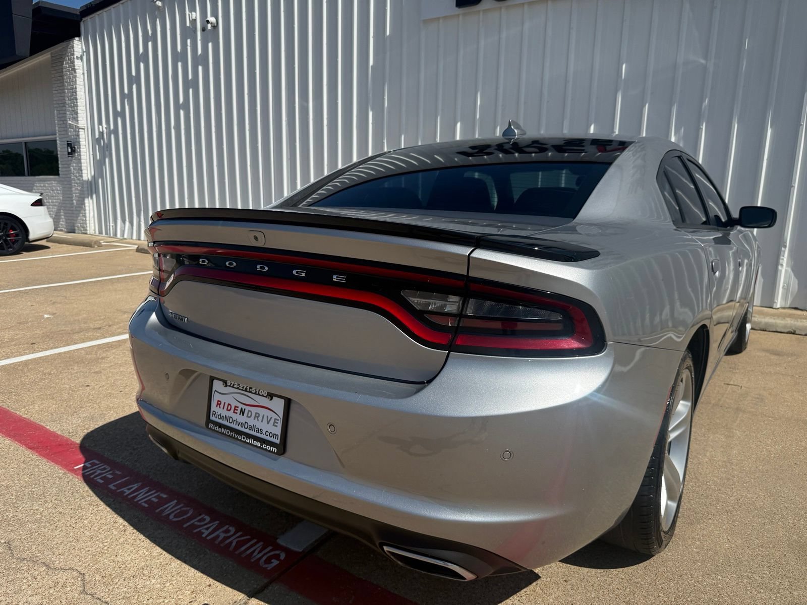 Used 2018 Dodge Charger R/T RWD image 6
