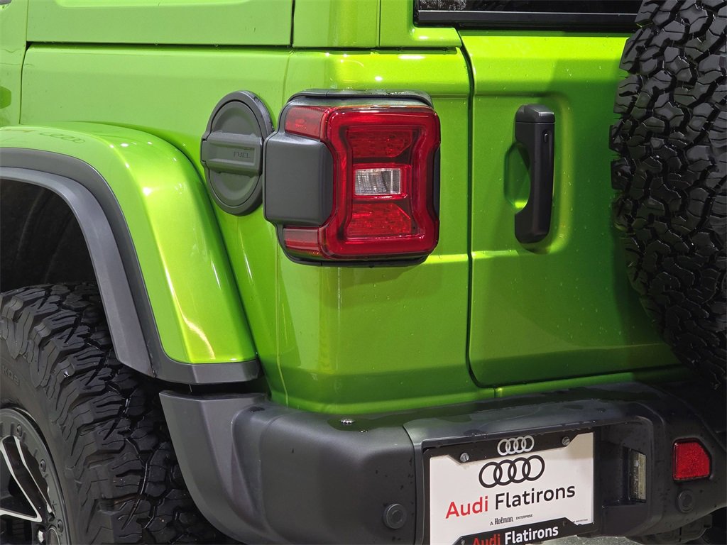 Used 2025 Jeep Wrangler Unlimited Rubicon image 36