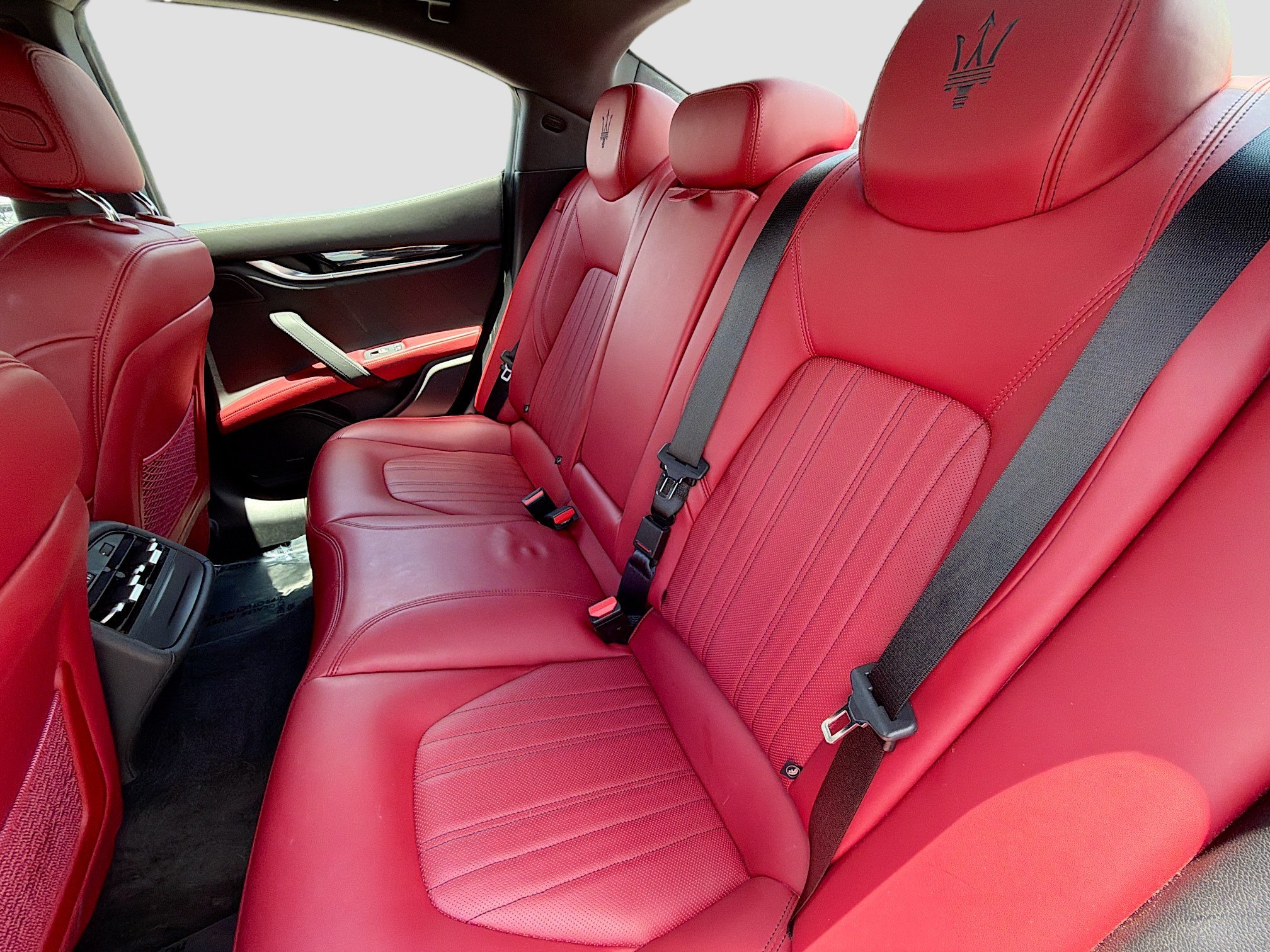 Used 2023 Maserati Ghibli Modena RWD image 20
