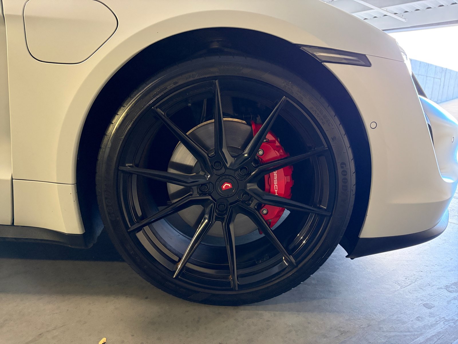Certified 2022 Porsche Taycan 4S AWD/4WD image 19