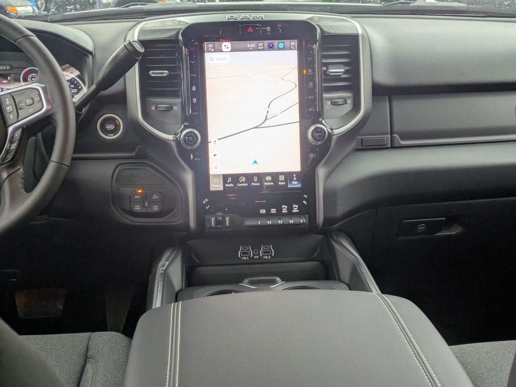 New 2026 RAM 2500 Big Horn AWD/4WD image 27