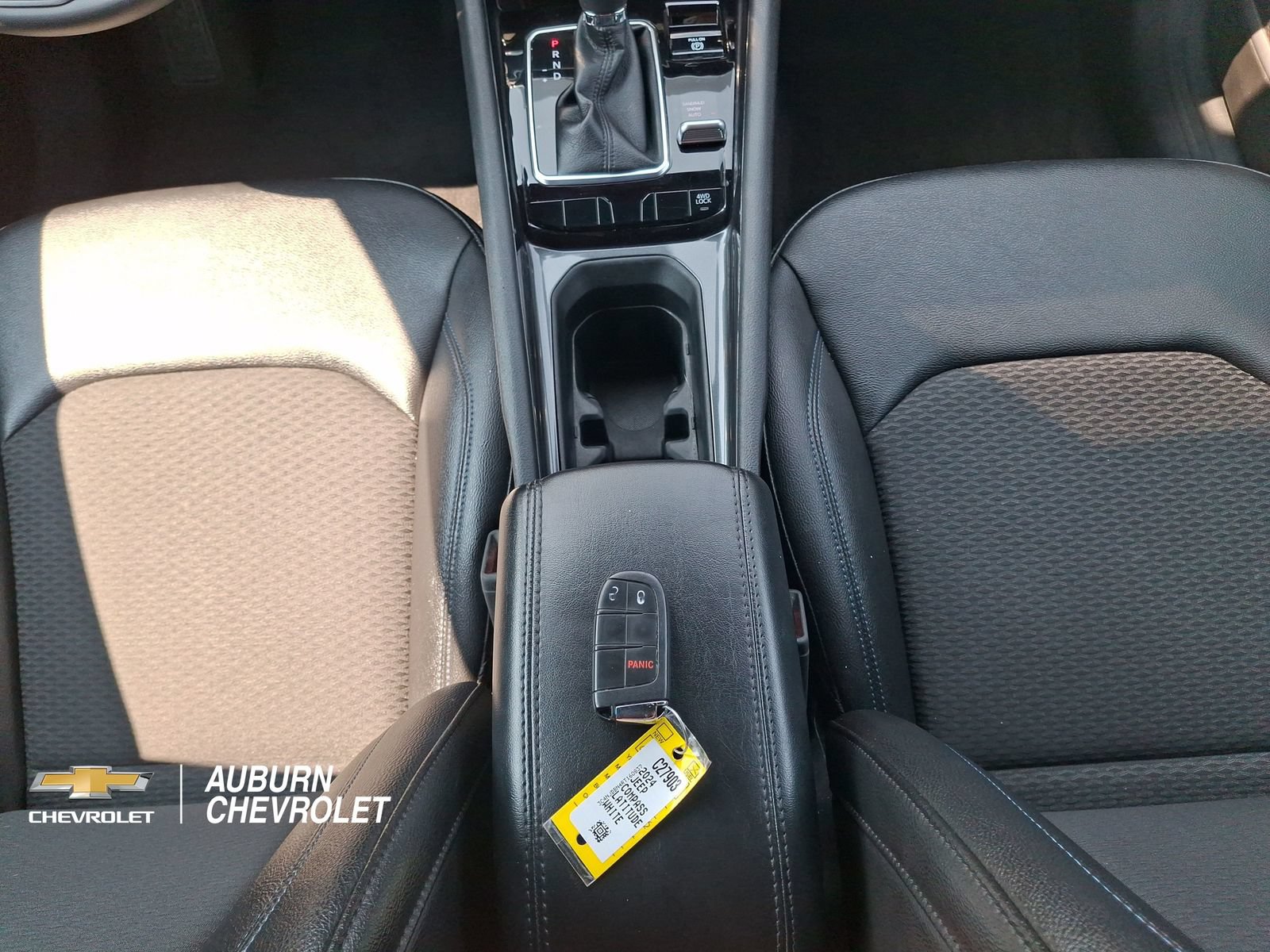 Used 2024 Jeep Compass Latitude AWD/4WD image 12