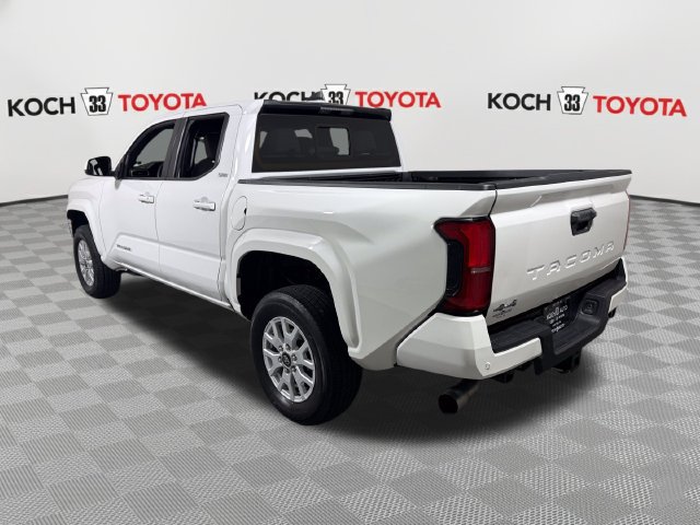 Used 2024 Toyota Tacoma SR5 AWD/4WD image 6