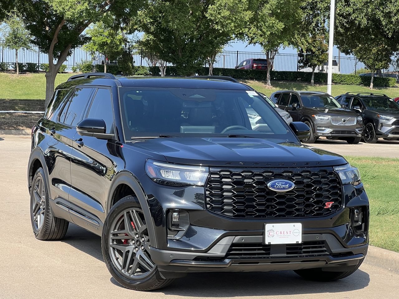 Used 2025 Ford Explorer ST w/ Sun And Sound Package RWD image 2