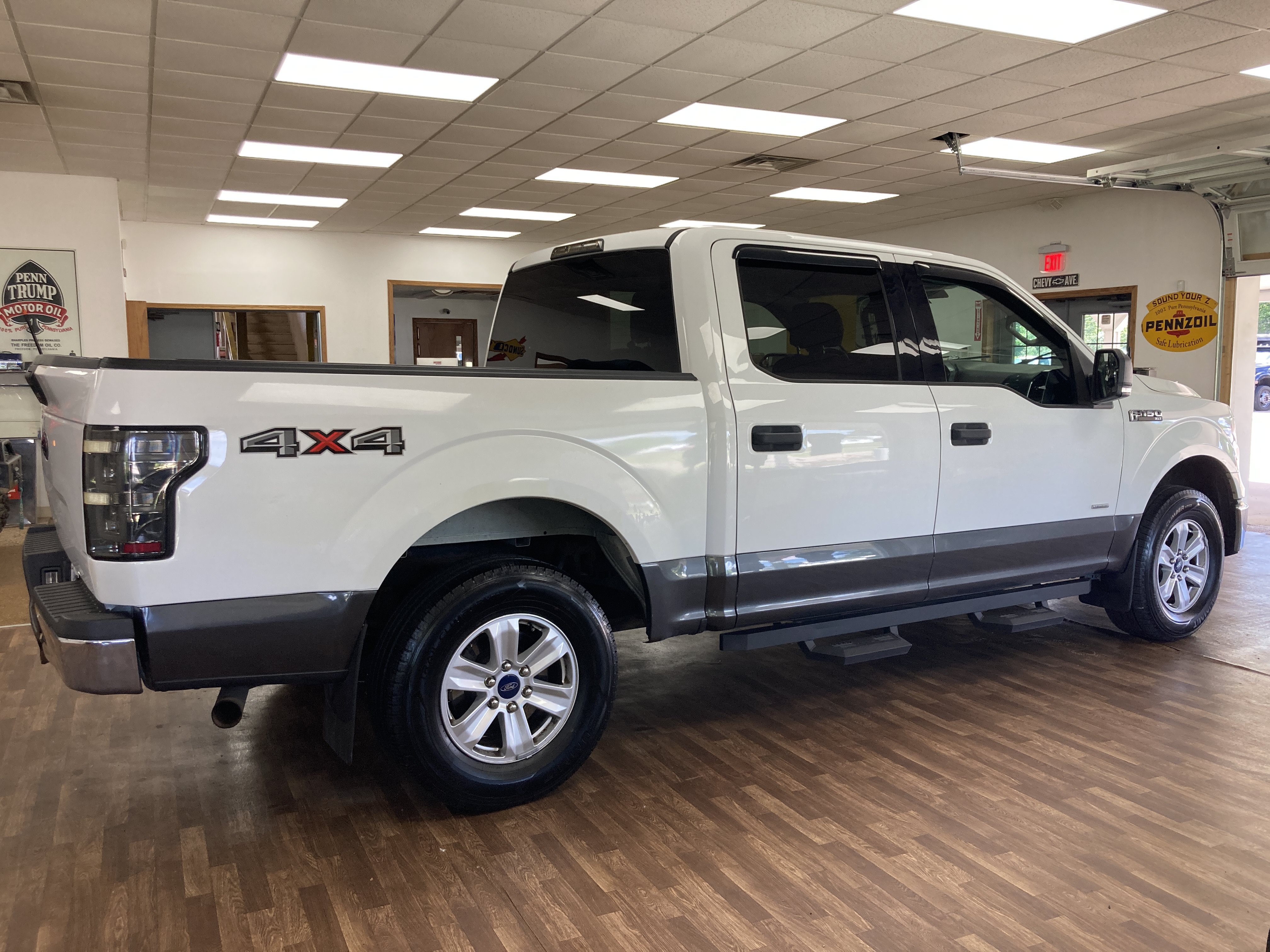 Used 2016 Ford F150 XLT w/ Equipment Group 301A Mid AWD/4WD image 6