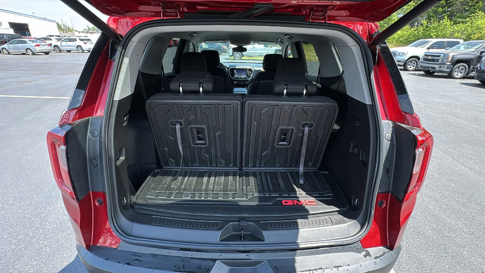 Certified 2023 GMC Acadia AT4 w/ Trailering Package AWD/4WD image 32