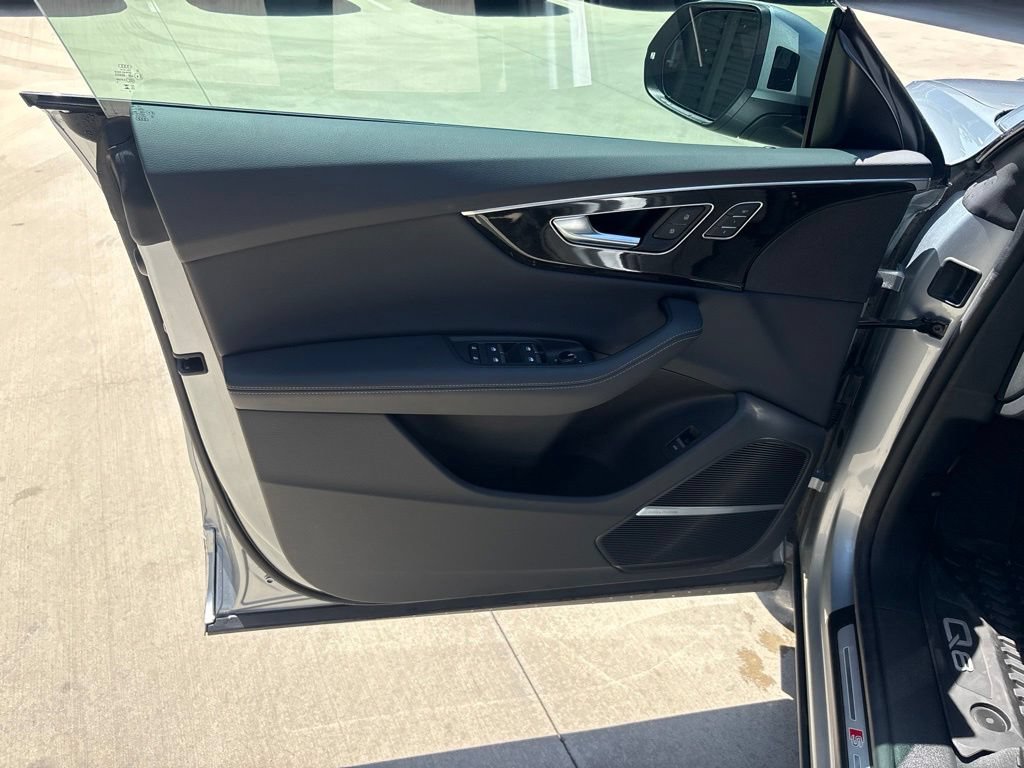 Certified 2025 Audi Q8 Premium Plus AWD/4WD image 10