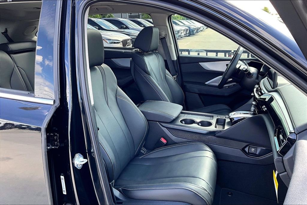 Used 2026 Acura MDX FWD w/ Technology Package image 9