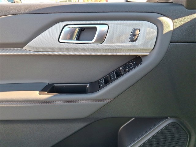 New 2026 Ford Explorer Active w/ Active Comfort Package image 9