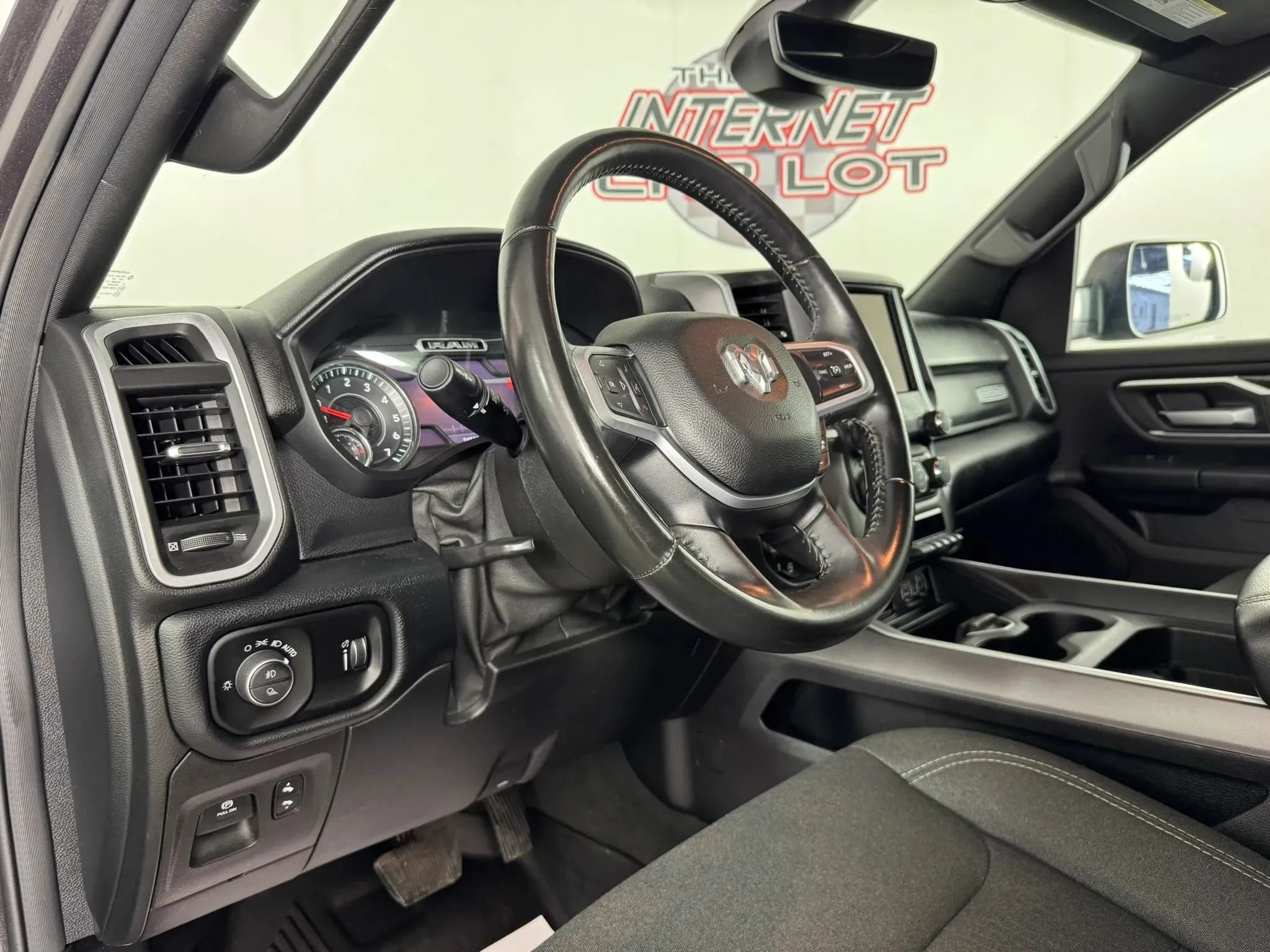 Used 2021 RAM 1500 Big Horn AWD/4WD image 10