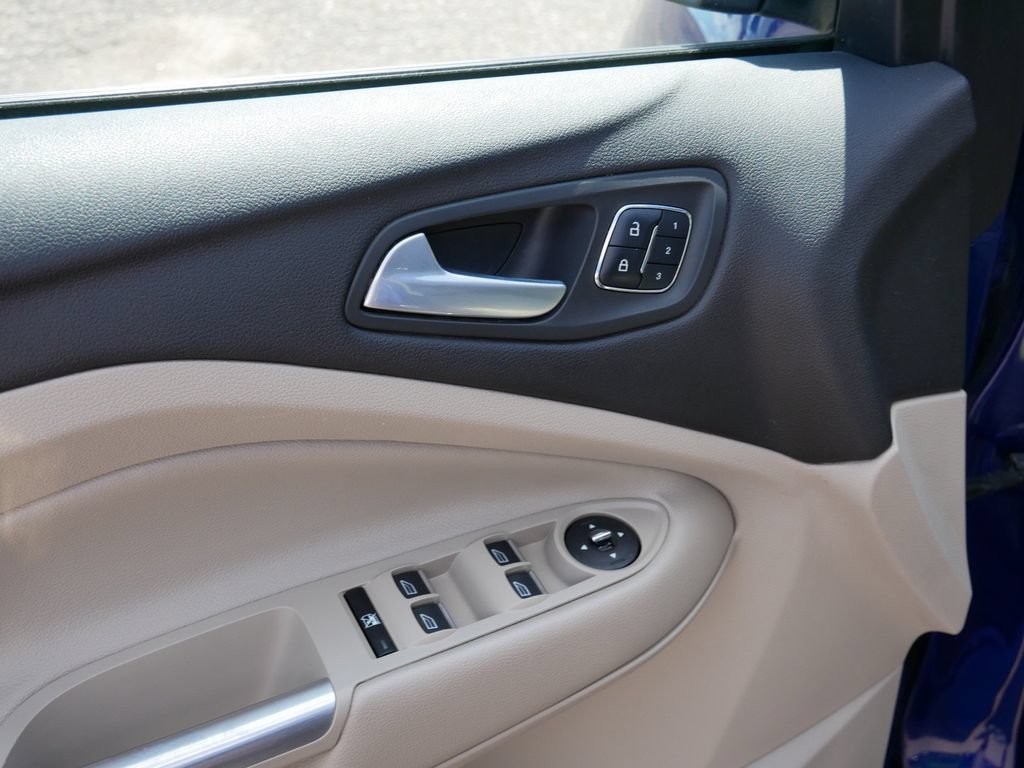 Used 2015 Ford Escape Titanium AWD/4WD image 15