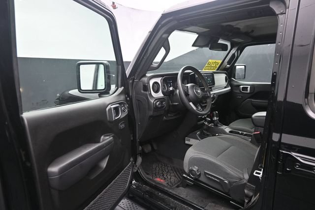 Used 2024 Jeep Gladiator Sport AWD/4WD image 12