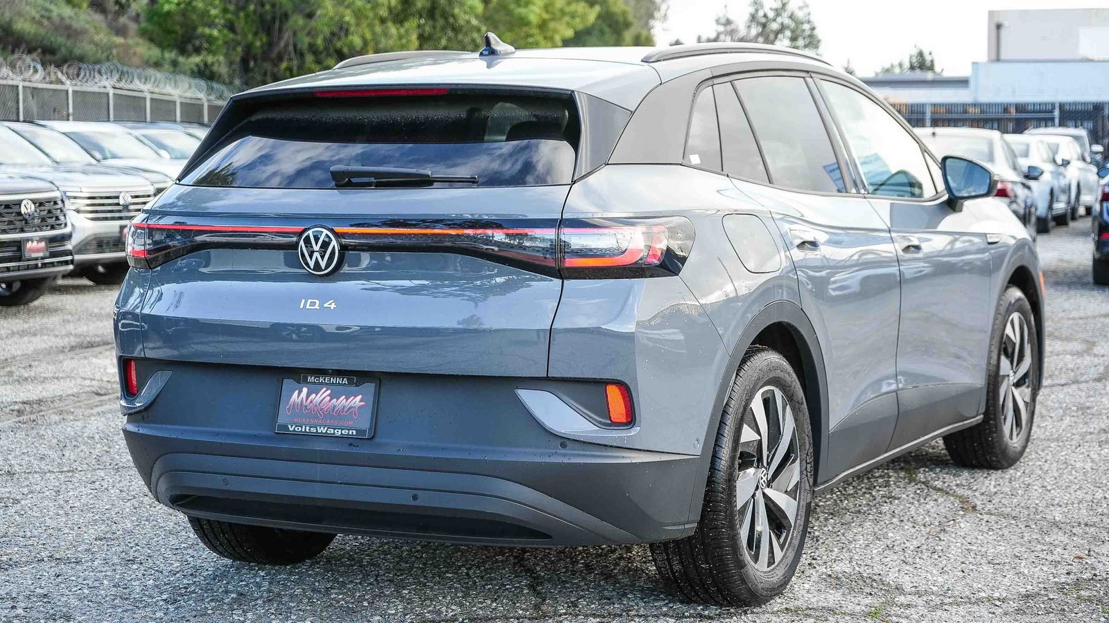 New 2026 Volkswagen ID.4 Pro RWD image 6