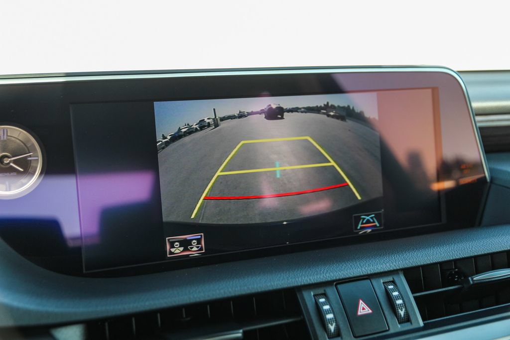 Used 2019 Lexus ES 300h w/ Premium Package FWD image 23