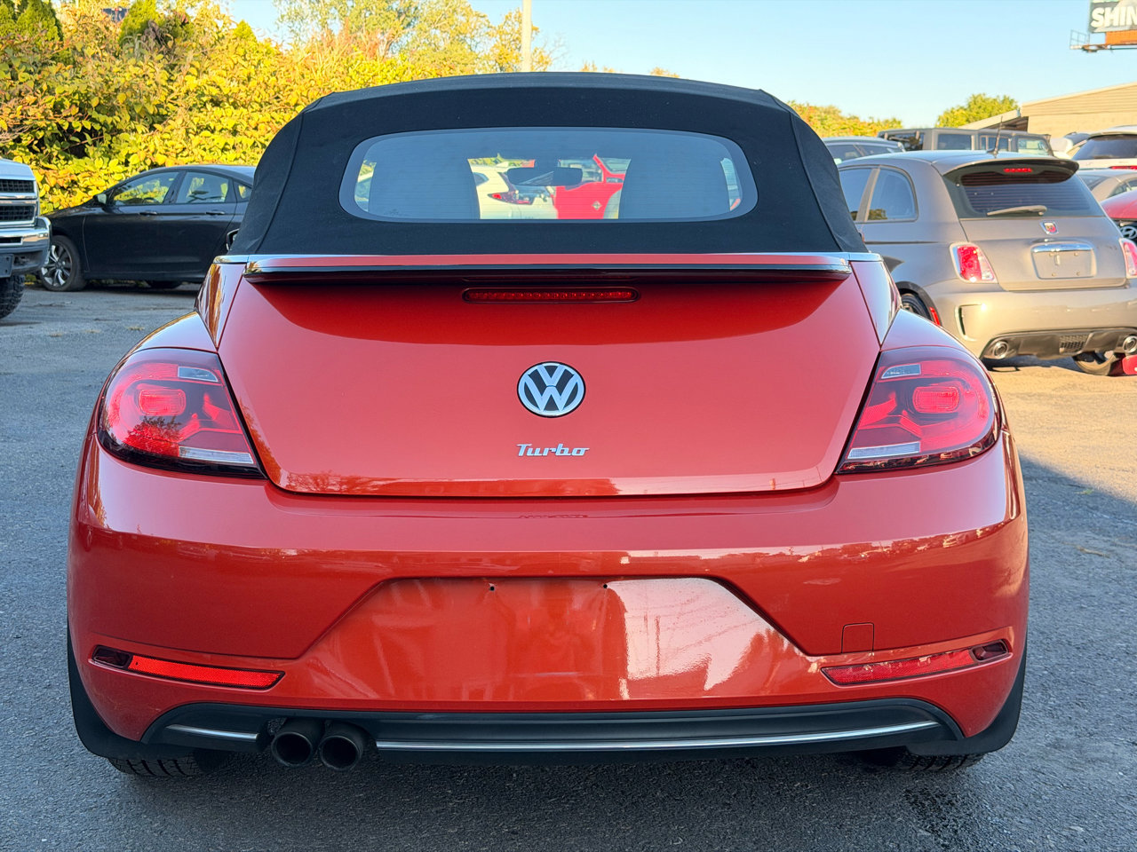 Used 2019 Volkswagen Beetle 2.0T SE image 12