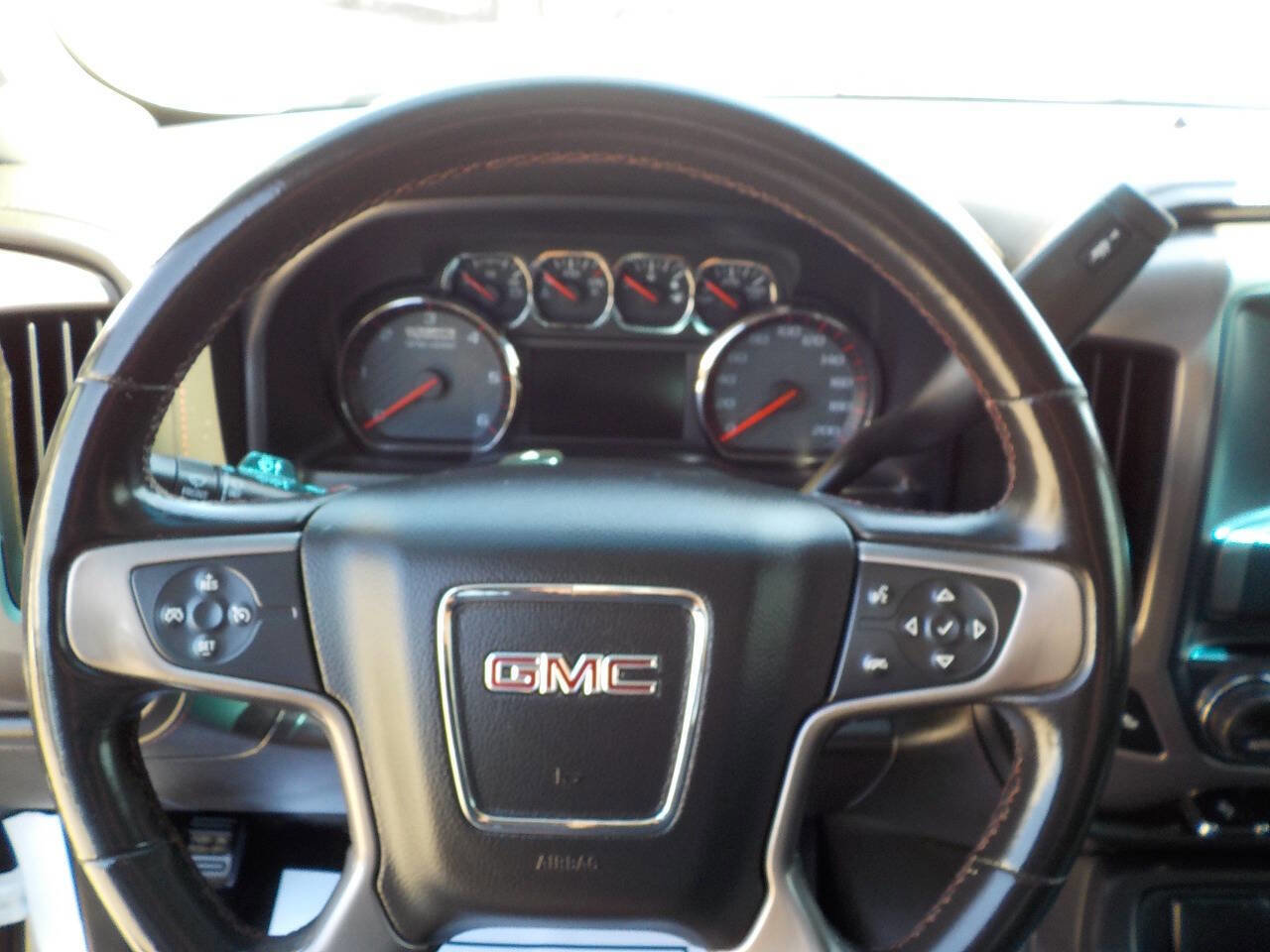 Used 2015 GMC Sierra 2500 SLT AWD/4WD image 17