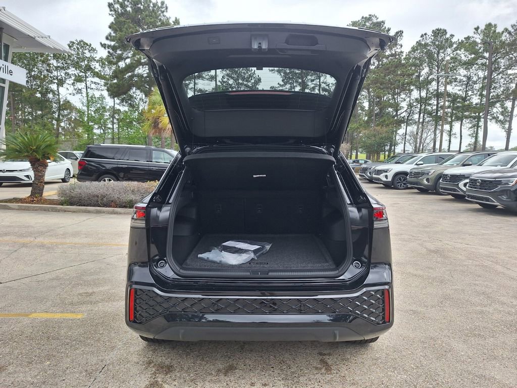 New 2026 Volkswagen Tiguan SEL R-Line image 27