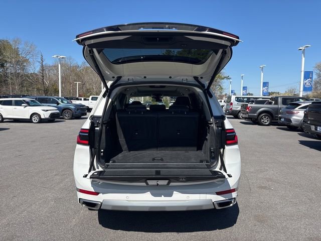 Used 2025 BMW X7 xDrive40i image 23