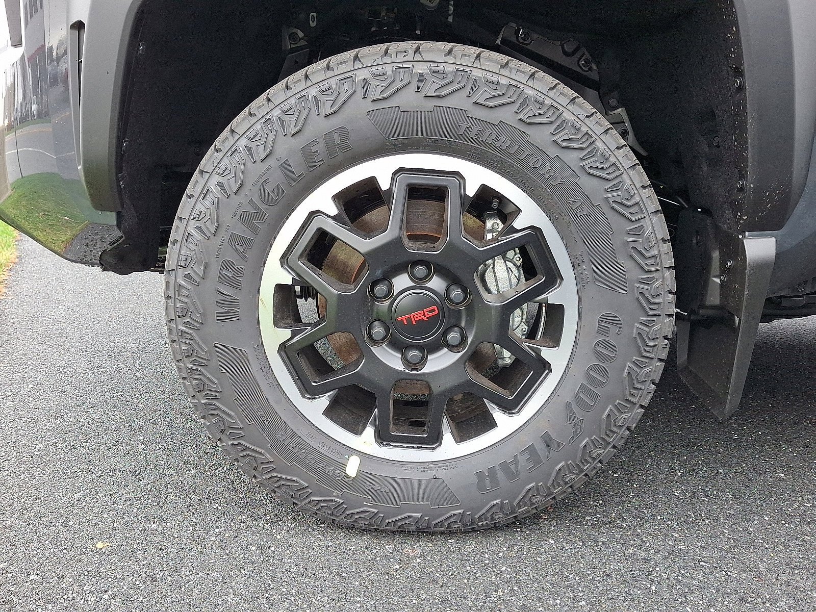 New 2026 Toyota Tacoma TRD Off-Road AWD/4WD image 4