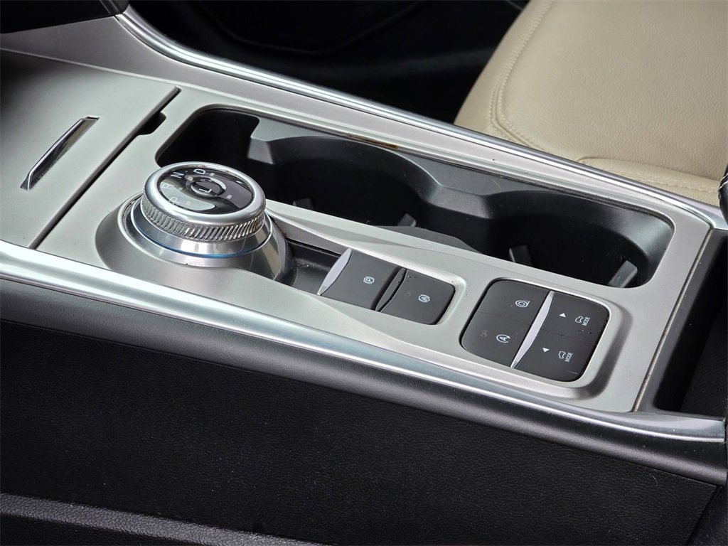 Used 2021 Ford Explorer XLT w/ Equipment Group 202A image 28