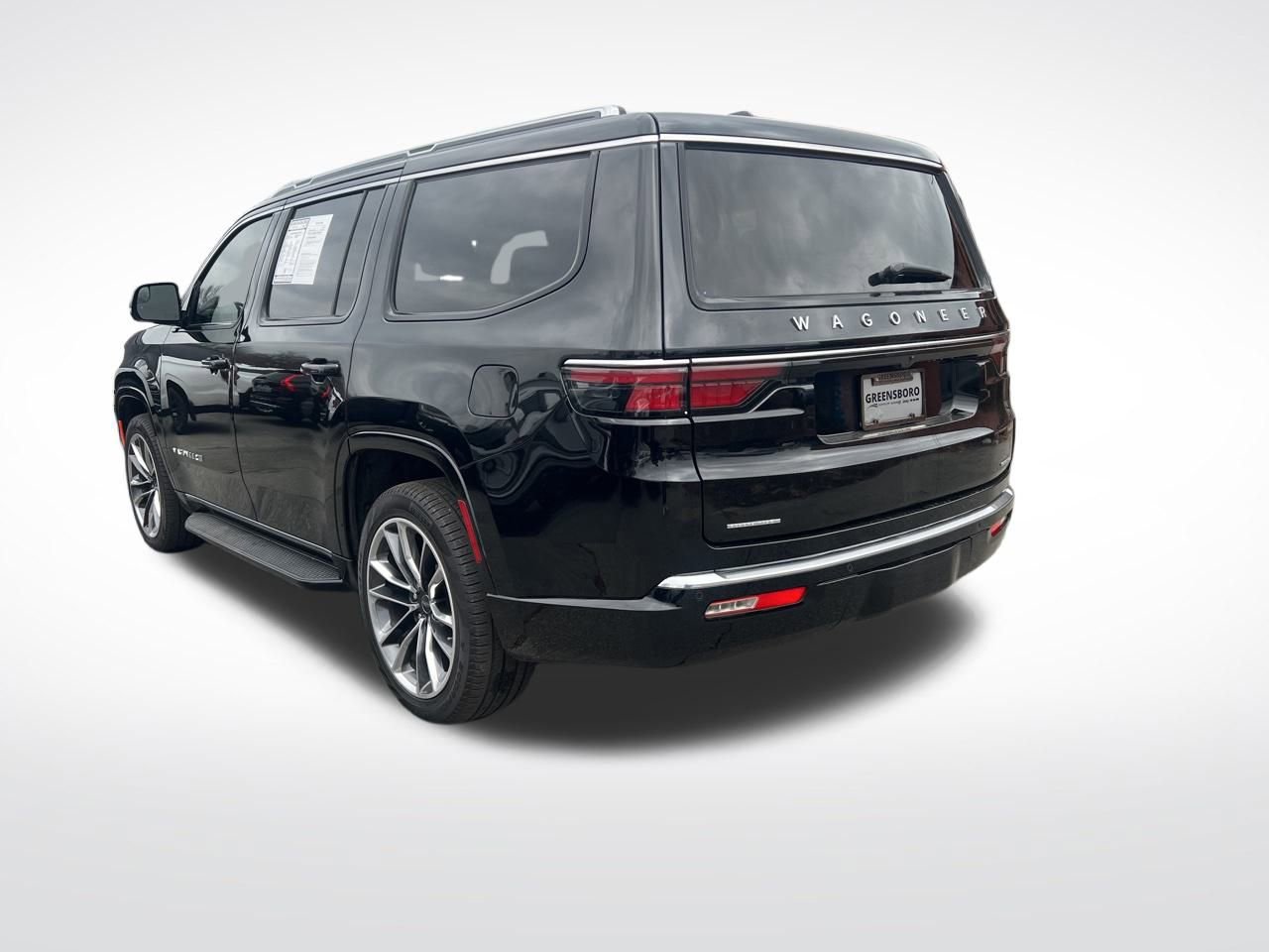 Used 2023 Jeep Wagoneer Series II w/ Premium Group I image 3