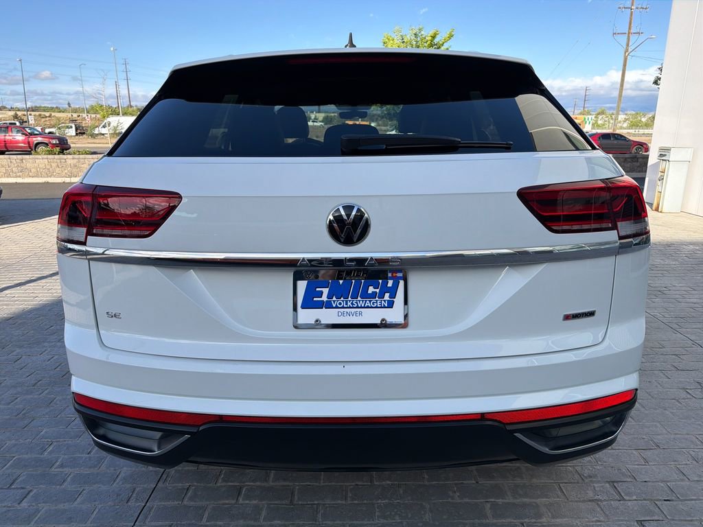 Certified 2022 Volkswagen Atlas Cross Sport SE AWD/4WD image 6