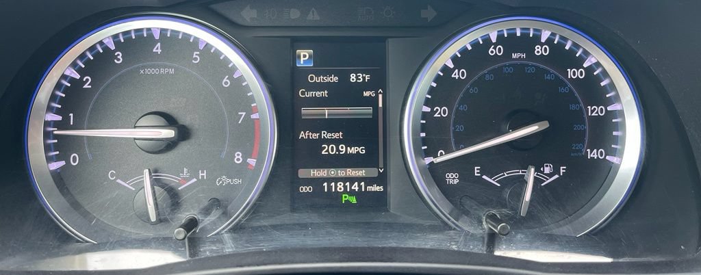Used 2017 Toyota Highlander Limited FWD image 19