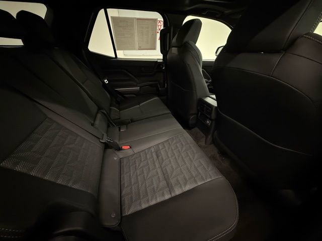 Certified 2025 Toyota 4Runner TRD Off-Road Premium image 7